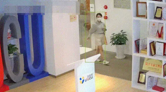 Pass by store flow
